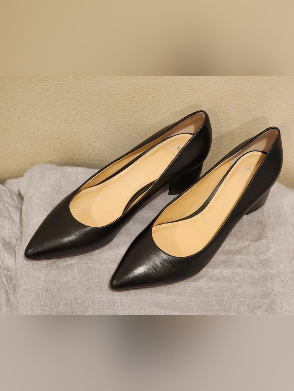 Marc Fisher LTD Yulunda Pump Women's Pointed Heels, Black, Size 6.5 M, NWOB - Picture 12 of 16